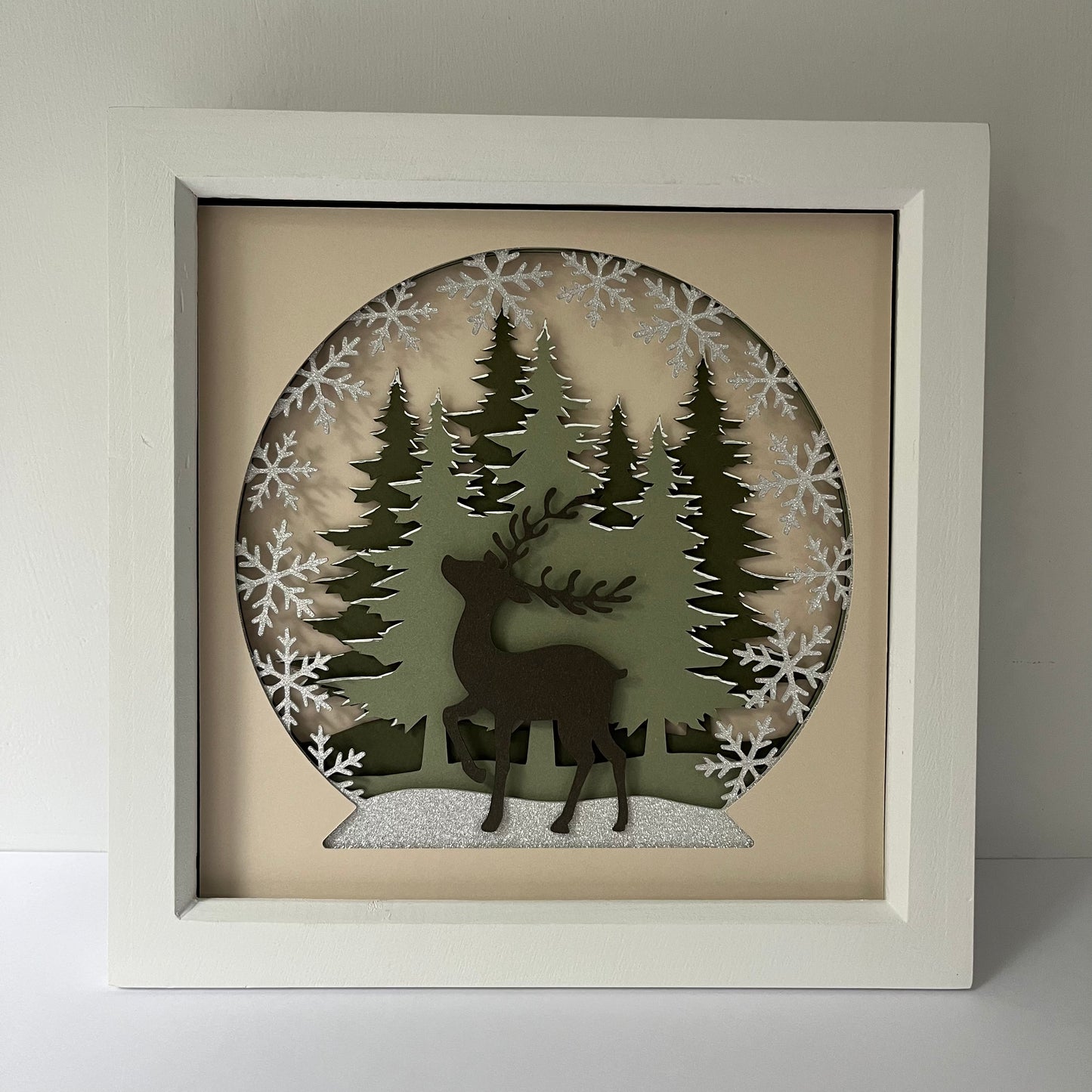 Frosted Snowglobe Christmas Shadow Box Frame 20 X 20 cm