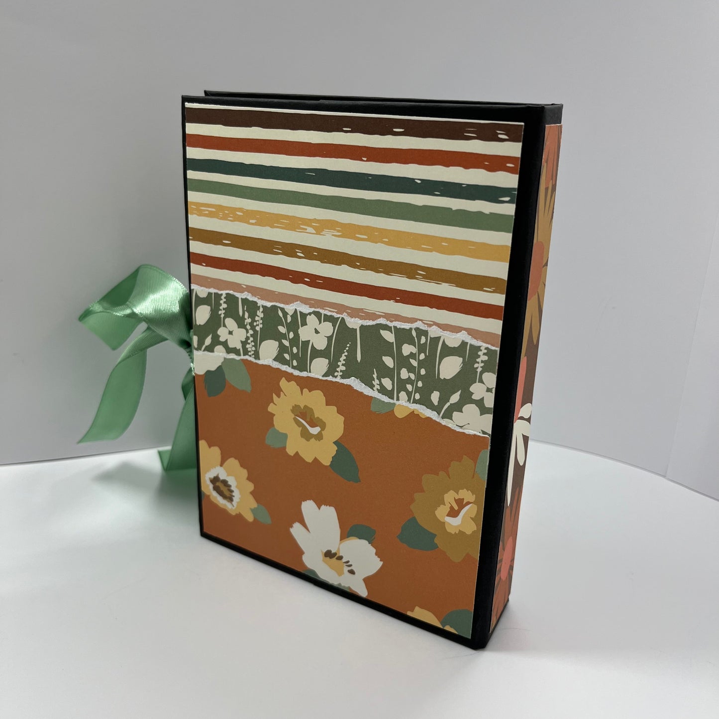 Floral Harmony Mini Album | Memory Capsule | Scrapbook